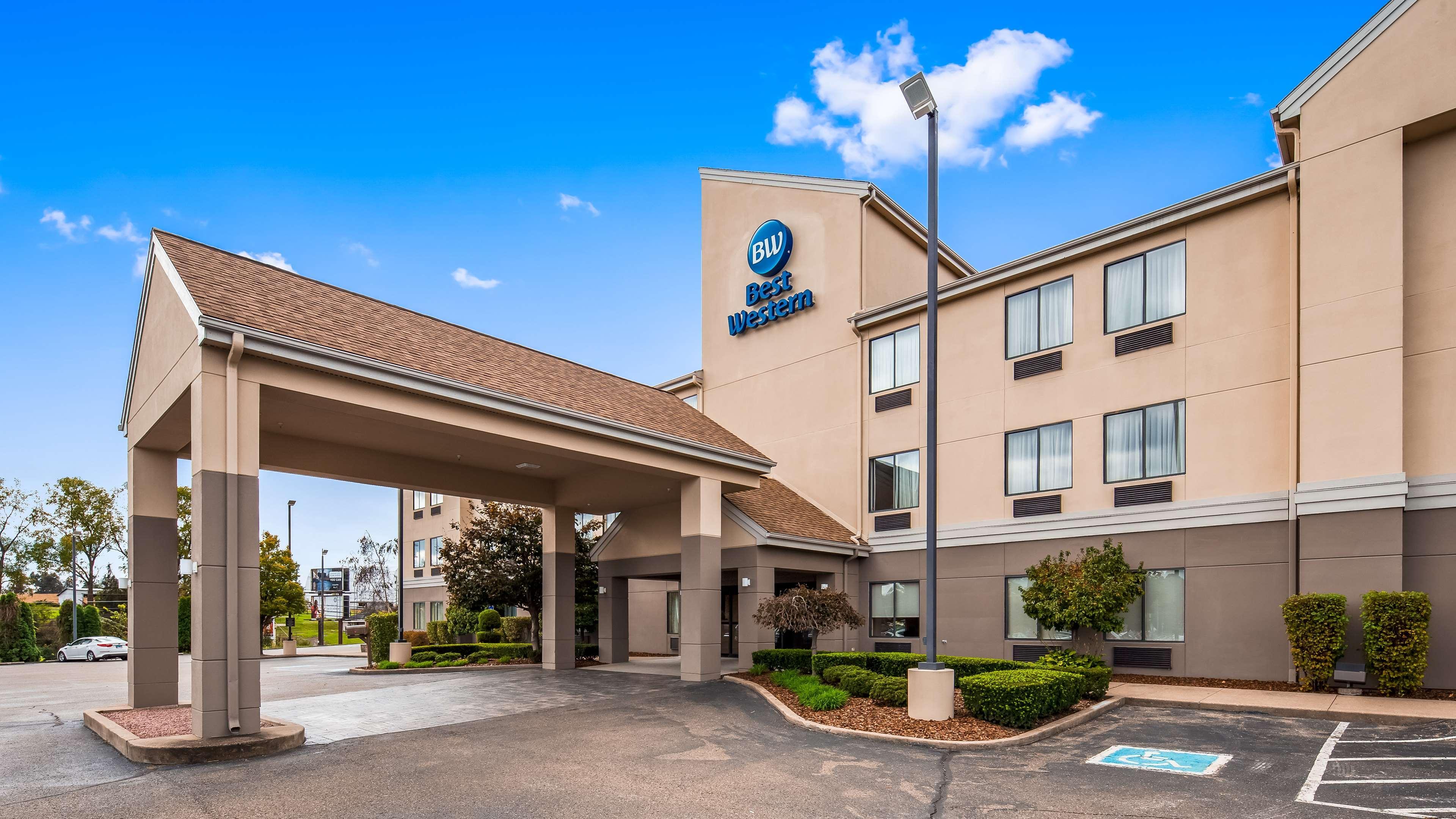 Best Western B R Guest Zanesville Eksteriør billede
